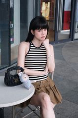 Chân Váy Jean Xòe Dập Li