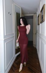 Đầm Ren Đuôi Cá Hở Lưng