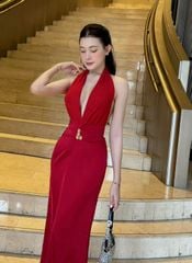 Đầm Yếm Khoét Ngực