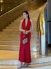Đầm Yếm Khoét Ngực