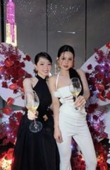 Áo Yếm Trơn Kèm Hoa