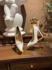 Giày Cao Gót Bít Mũi Nhọn