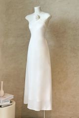 Maxi Yếm Lụa Kèm Hoa