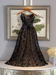 Đầm Ren Cup Nền Hoa