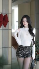 Quần Short Phối Kim Sa