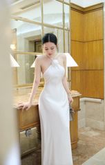 Maxi Yếm Lụa Kèm Hoa