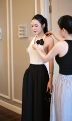 Jum Yếm Kèm Cài Hoa
