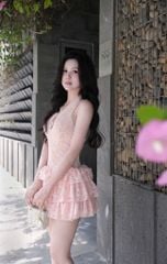 Đầm Ren Yếm Tầng