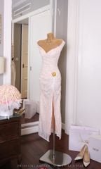 Đầm Ren Bẹt Vai kèm Charm