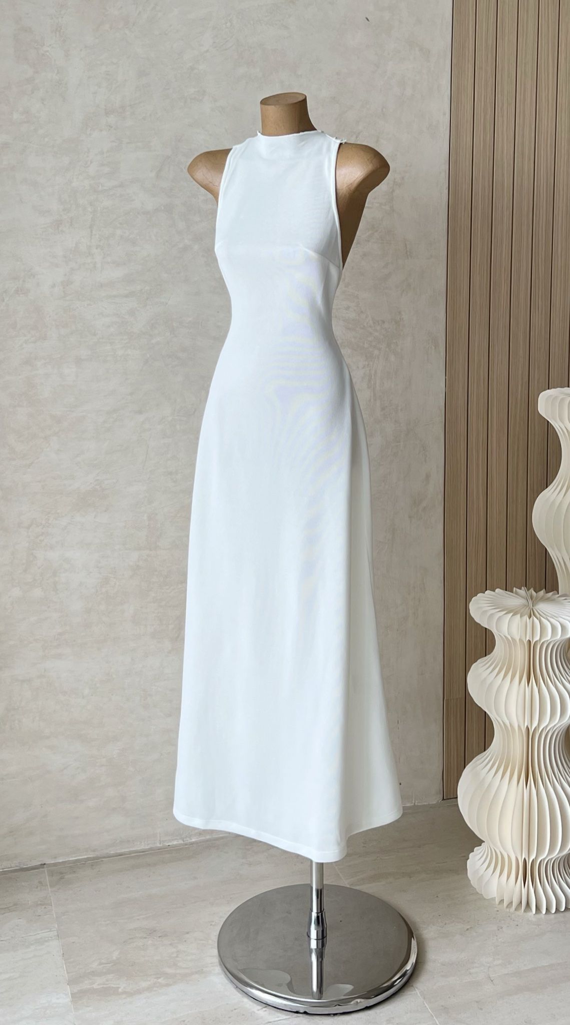 Đầm Thun Xoắn Hở Lưng