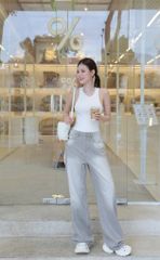Quần Jean Ống Rộng Túi Hộp