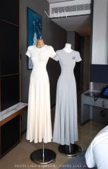 Đầm Thun Trơn Kèm Hoa