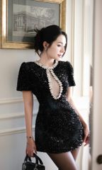 Đầm Kim Sa Viền Đá Khoét Ngực
