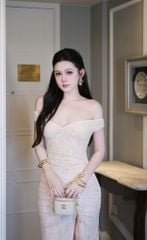 Đầm Ren Bẹt Vai kèm Charm