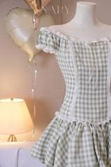 Đầm Caro Bẹt Vai Viền Xô