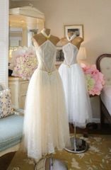Đầm Lưới Cột Yếm Kèm Charm