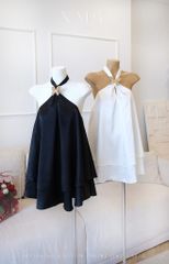 Đầm Lụa Tầng Khoét Kèm Bướm