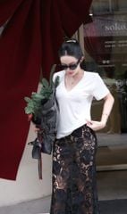 Cv Ren Đuôi Cá Nền Hoa