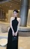 Maxi Yếm Lụa Kèm Hoa