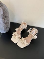 Guốc Dây Đính Bướm