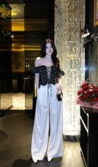 Áo Bèo Bẹt Vai Chấm Bi