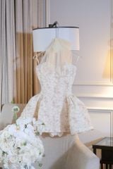 Đầm Yếm Lưới Nền Hoa
