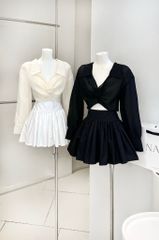 Áo TD Sơ Mi Xoắn Ngực Đính Bông