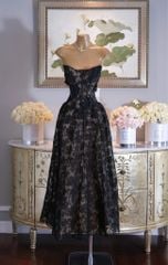 Đầm Ren Cup Nền Hoa