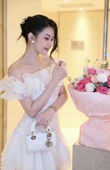 Đầm Voan Bẹt Vai Đính Bông