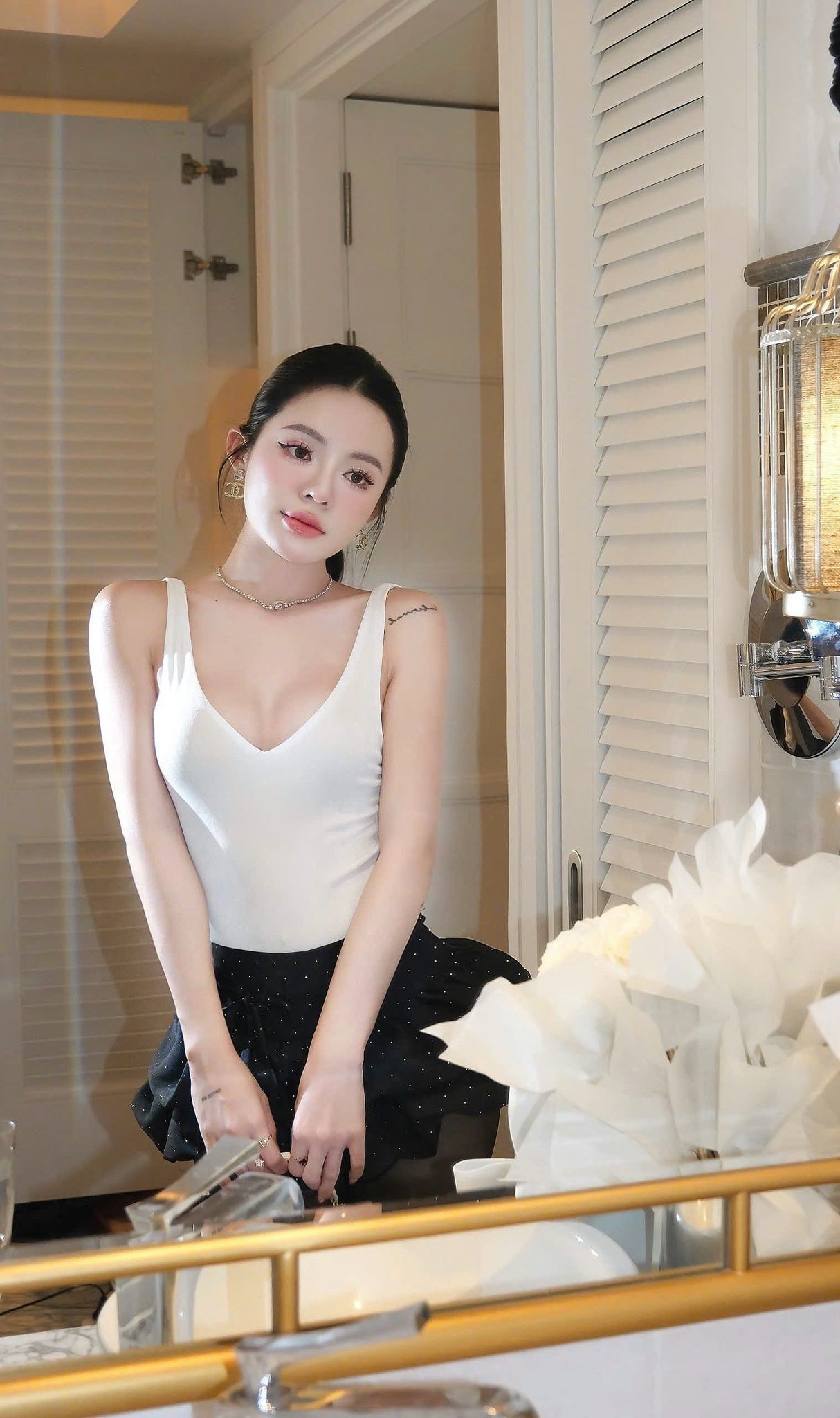 Bodysuit Thun Cổ V