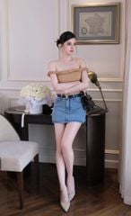 Áo Thun Bẹt Vai Xoắn