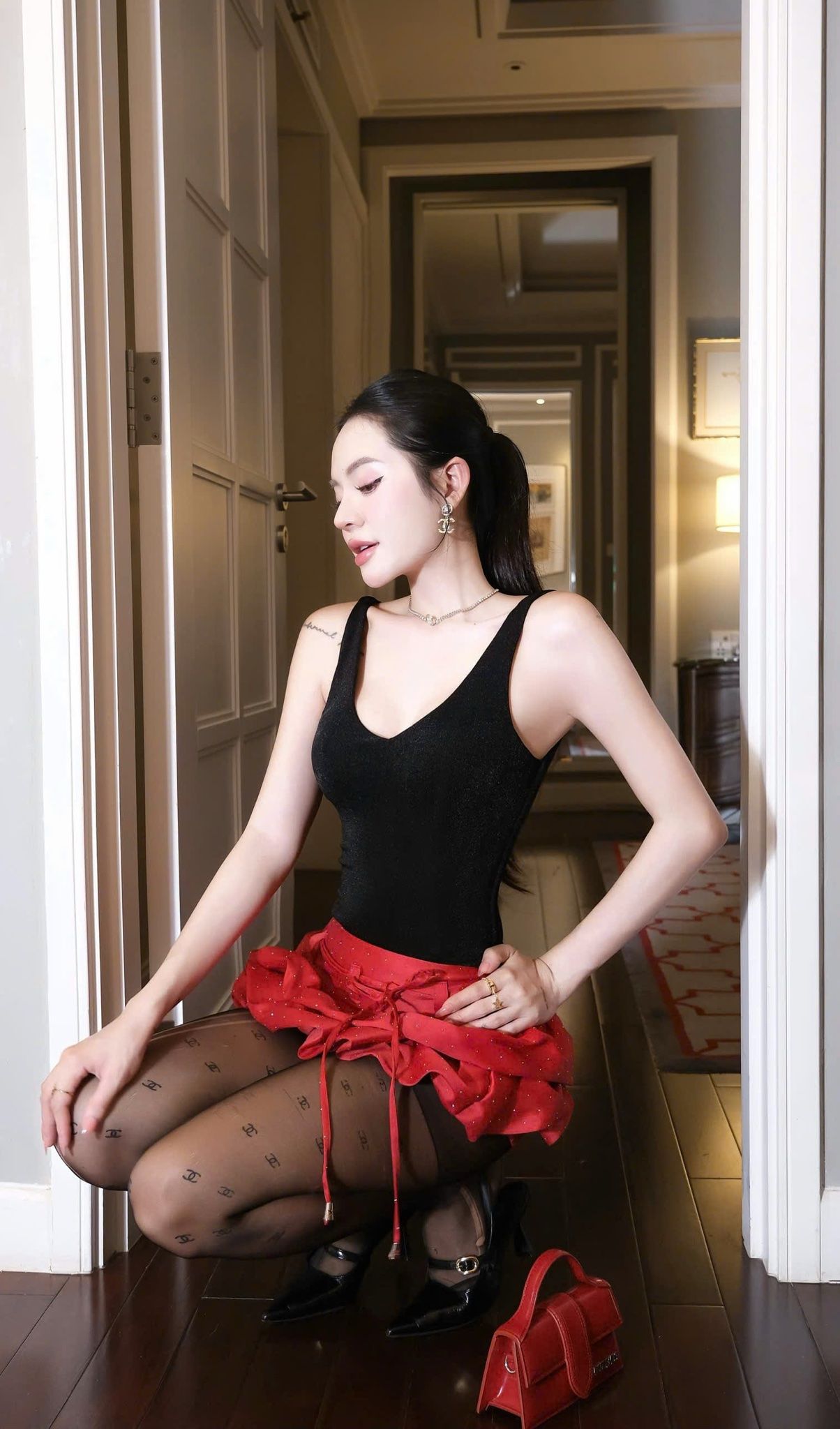 Bodysuit Thun Cổ V