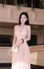 Đầm Ren Cổ V Sn