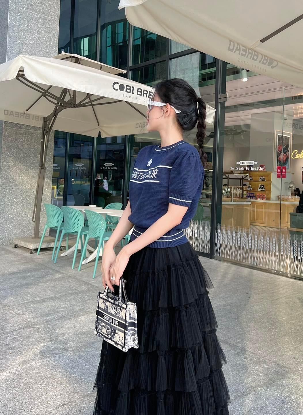 CV Lưới Xòe 5 Tầng