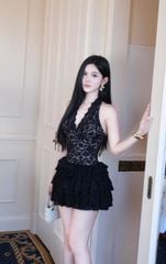 Đầm Ren Yếm Tầng