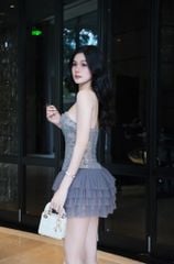 Đầm Cup Nền Hoa Lưới Tầng