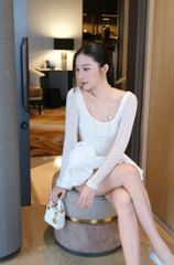 Đầm Ren Cổ U Đính Bông