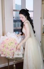 Đầm Lưới Cột Yếm Kèm Charm