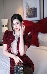 Đầm Kim Sa Viền Đá Khoét Ngực