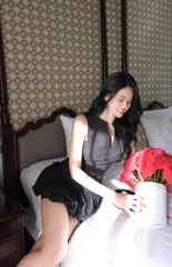 Đầm Ngắn Decollete Pump