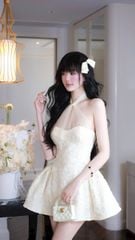 Đầm Yếm Lưới Nền Hoa