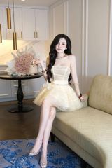 Đầm Cup Ren Nền Hoa