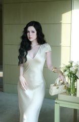Đầm Lụa Suông Cổ V