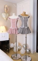 Đầm Caro Bẹt Vai Viền Xô