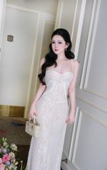 Đầm Ren Nền Hoa Đuôi Cá
