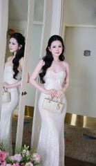 Đầm Ren Nền Hoa Đuôi Cá