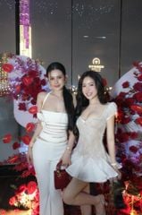 Set Áo Dây Đính Hoa Quần Loe
