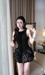 Đầm Ren Hở Lưng Tùng Bí