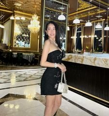 Đầm Ren Hoa Kết Cườm