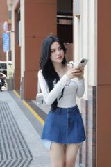 Cv Jean  Xòe  Cắt Lai